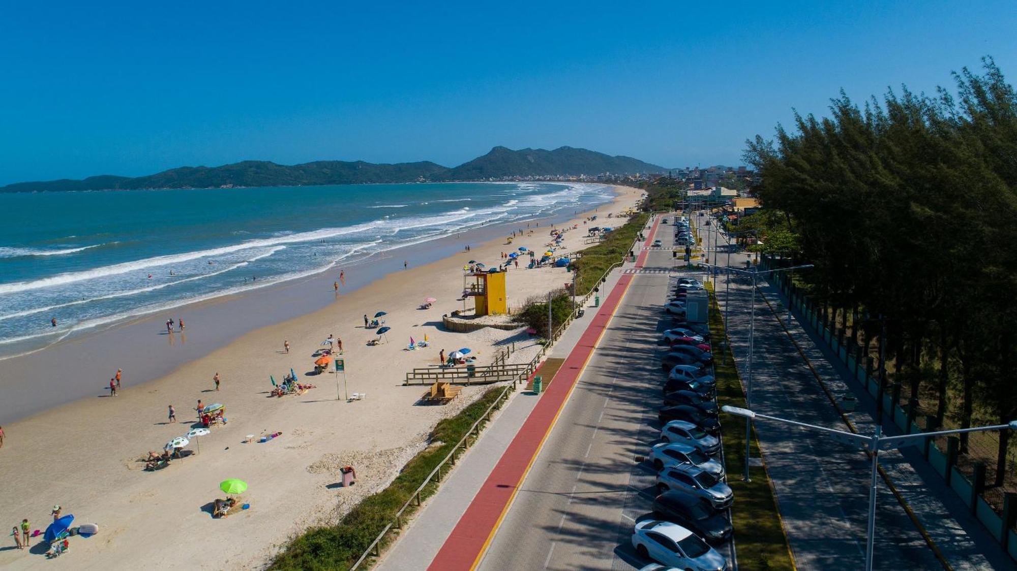 Apartamento Praia Mariscal Canto Grande Bombinhas - Canela Flats 03 Buitenkant foto